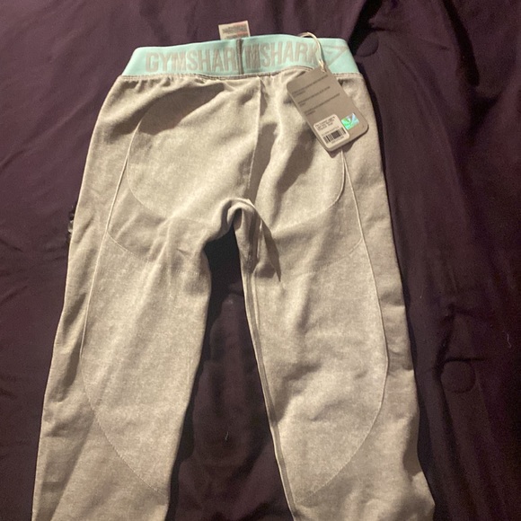 Gymshark crop leggings - Picture 2 of 2